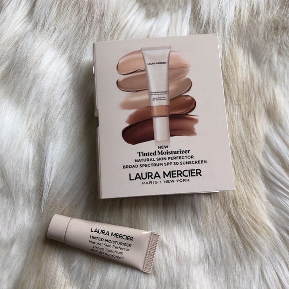 Laura Mercier Makeup Laura Mercier Tinted Moisturizer 2n Nude Poshmark